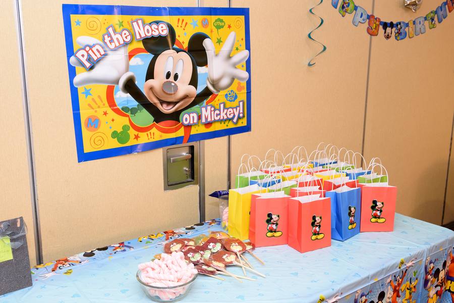 Birthday party favours and decor